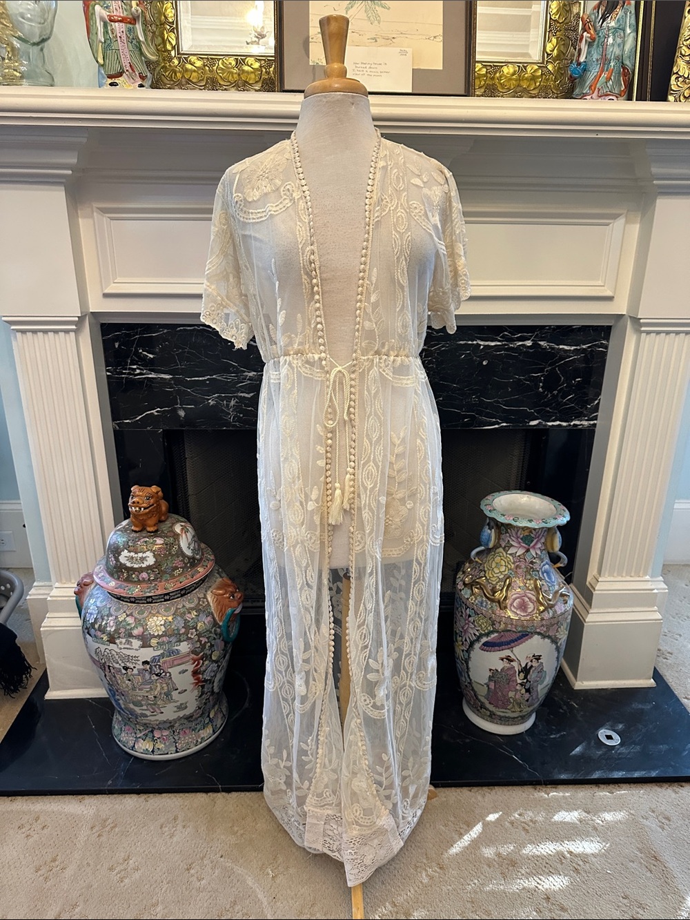 Feminine Cream Lace Kimono With Front Tassel Tie
